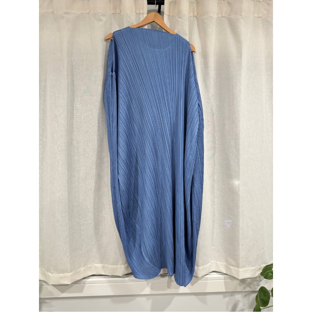 PLEATS PLEASE Blue Lamp Shade Midi Dress Size 5 - Picture 3 of 6